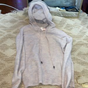 Pinkish/ purple hooded sweater